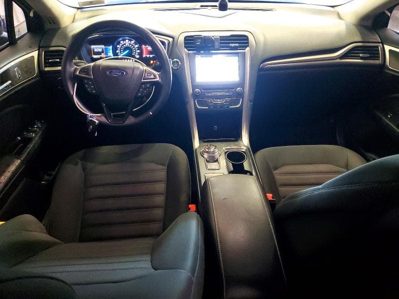 2017 FORD FUSION SE 8