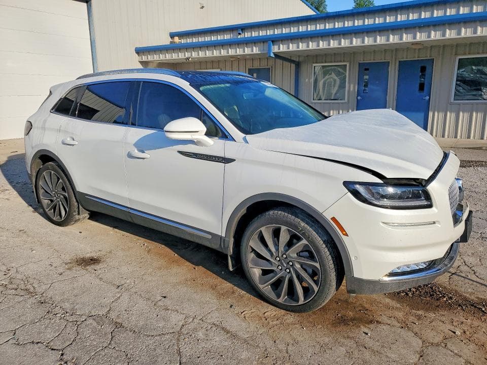 2021 LINCOLN NAUTILUS RESERVE 4