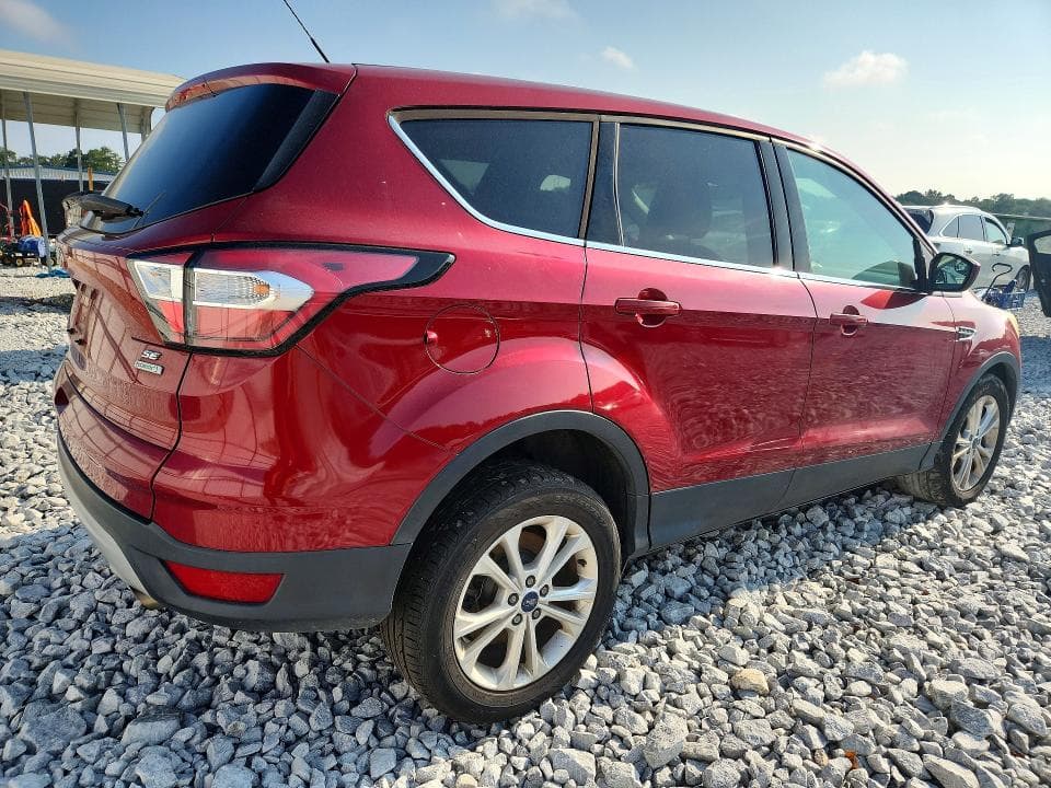 2017 FORD ESCAPE SE 3