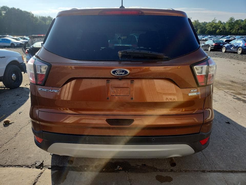 2017 FORD ESCAPE SE 6