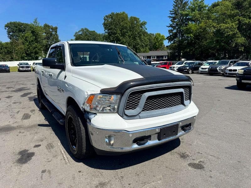 2017 RAM 1500 SLT 4