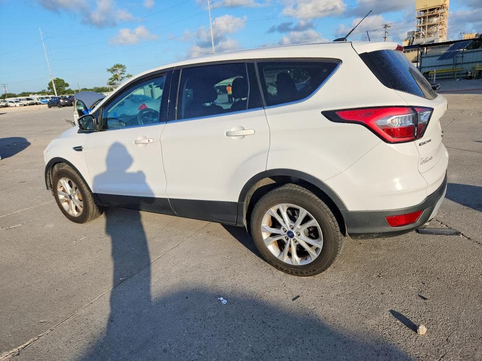 2017 FORD ESCAPE SE 2