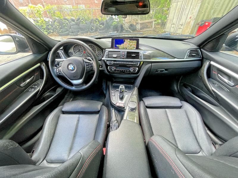 2018 BMW 330 XI 9
