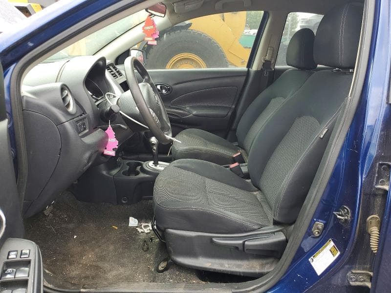 2019 NISSAN VERSA SV 7