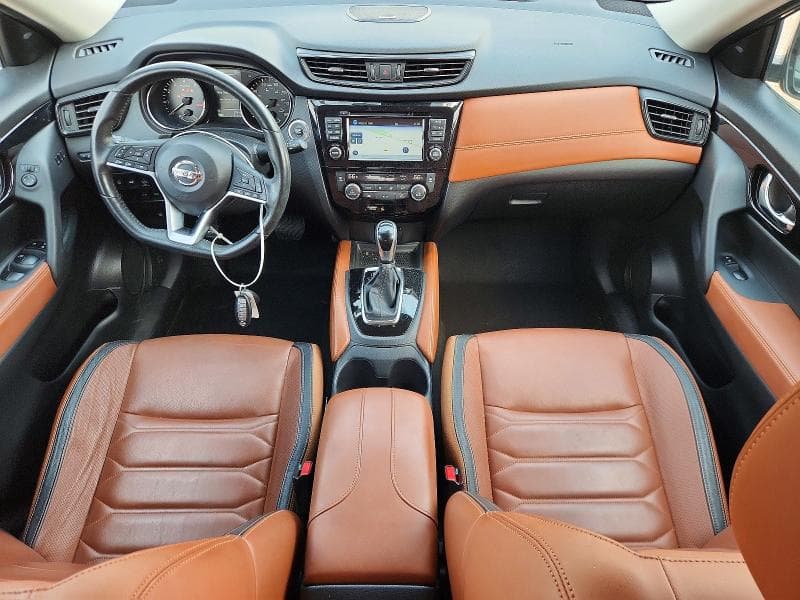 2017 NISSAN ROGUE SL 8