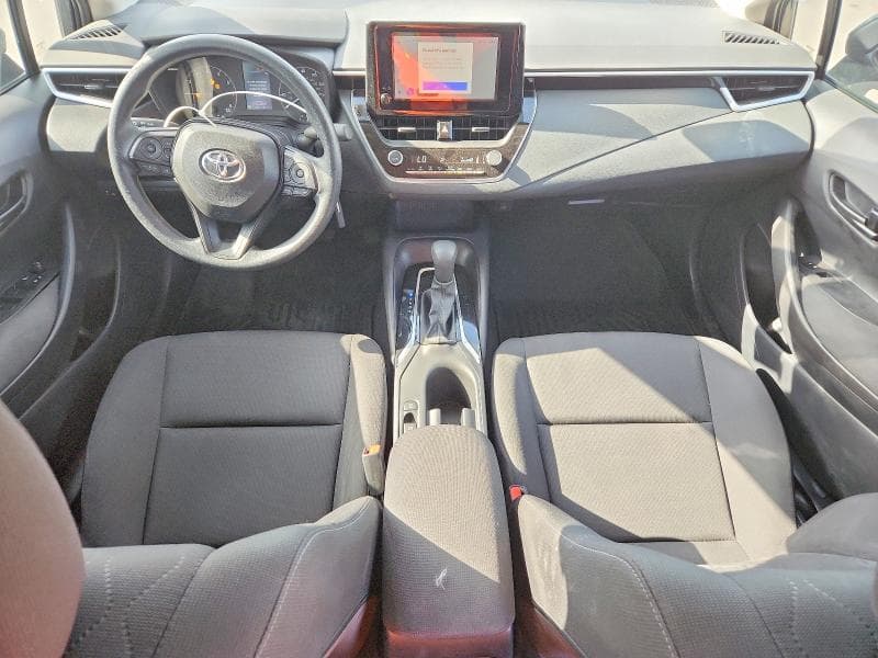 2025 TOYOTA COROLLA LE 8