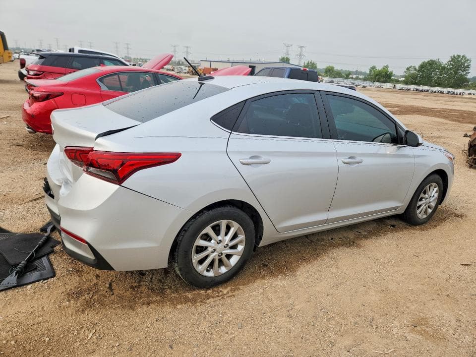 2022 HYUNDAI ACCENT SEL 3