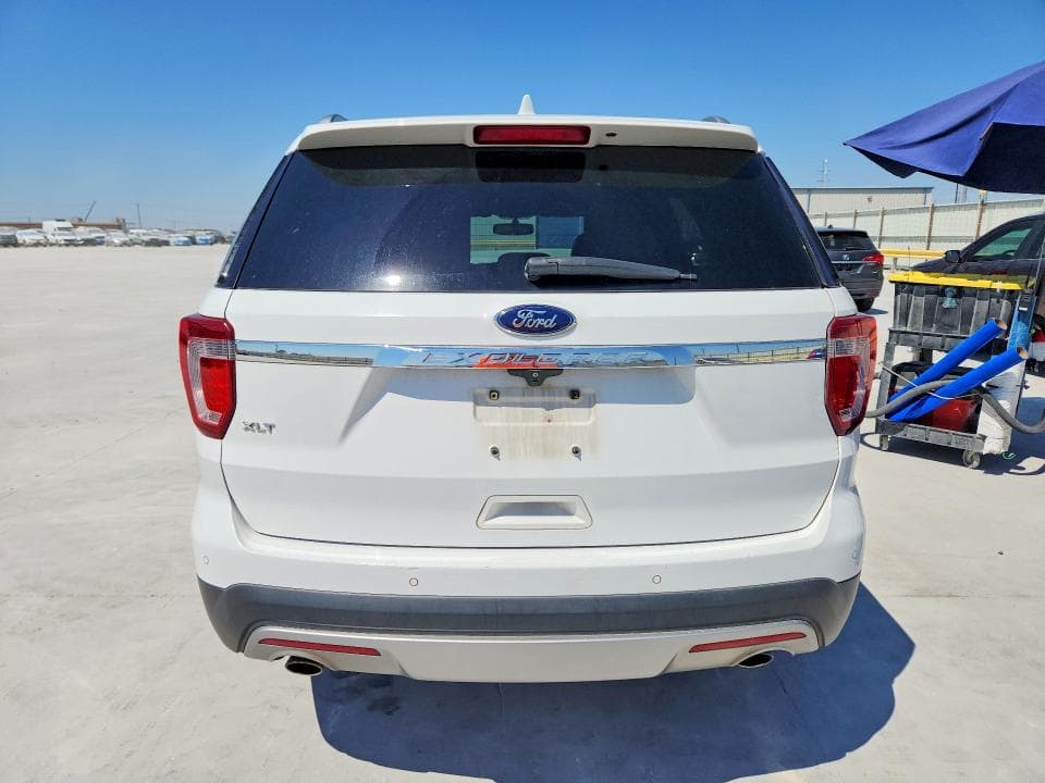 2017 FORD EXPLORER XLT 6