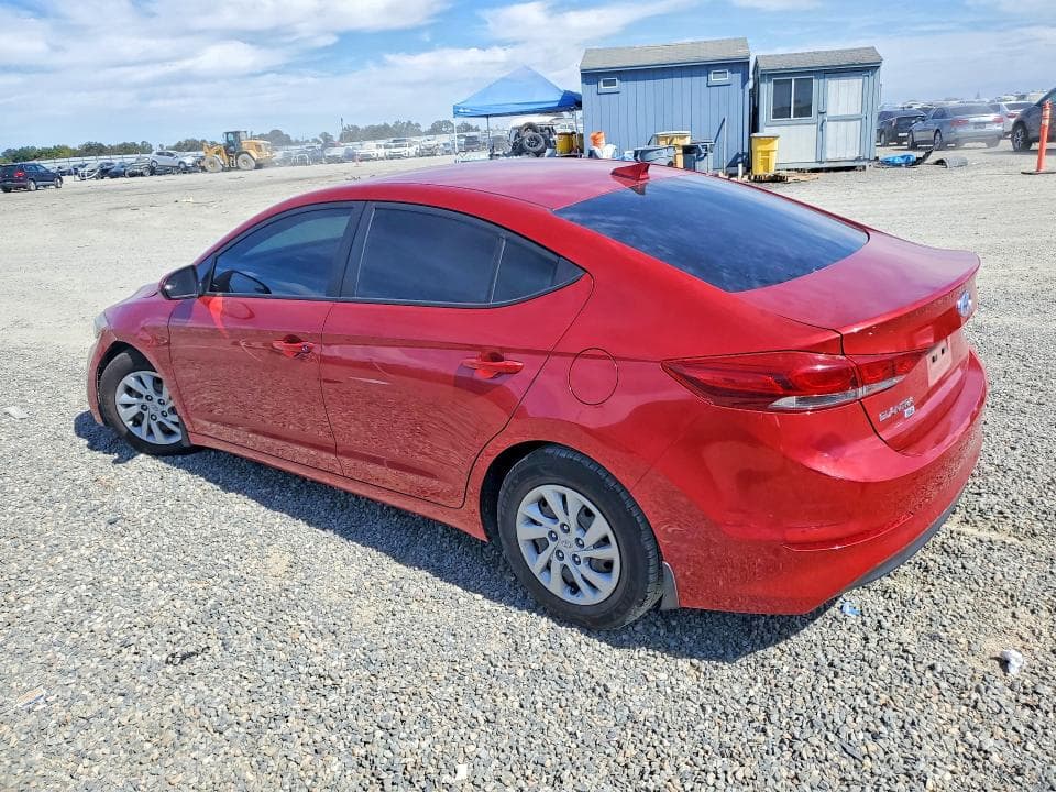 2018 HYUNDAI ELANTRA SE 2