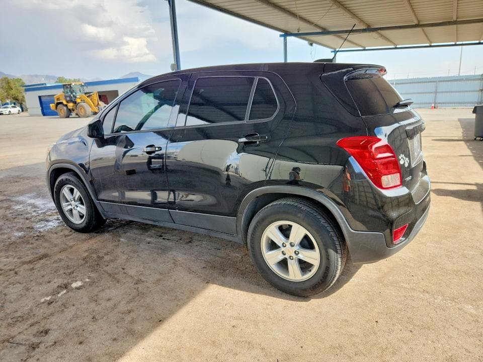 2020 CHEVROLET TRAX LS 2