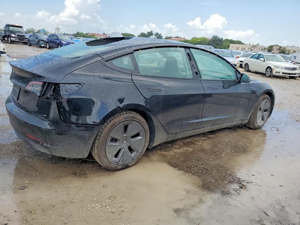 2023 TESLA MODEL 3 3