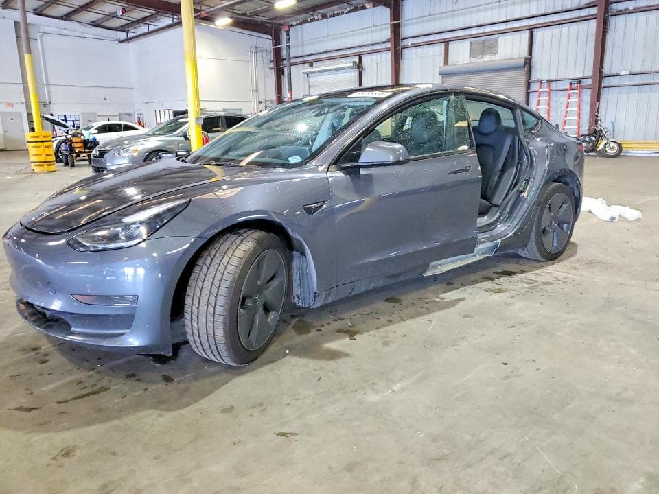 2023 TESLA MODEL 3 - 1