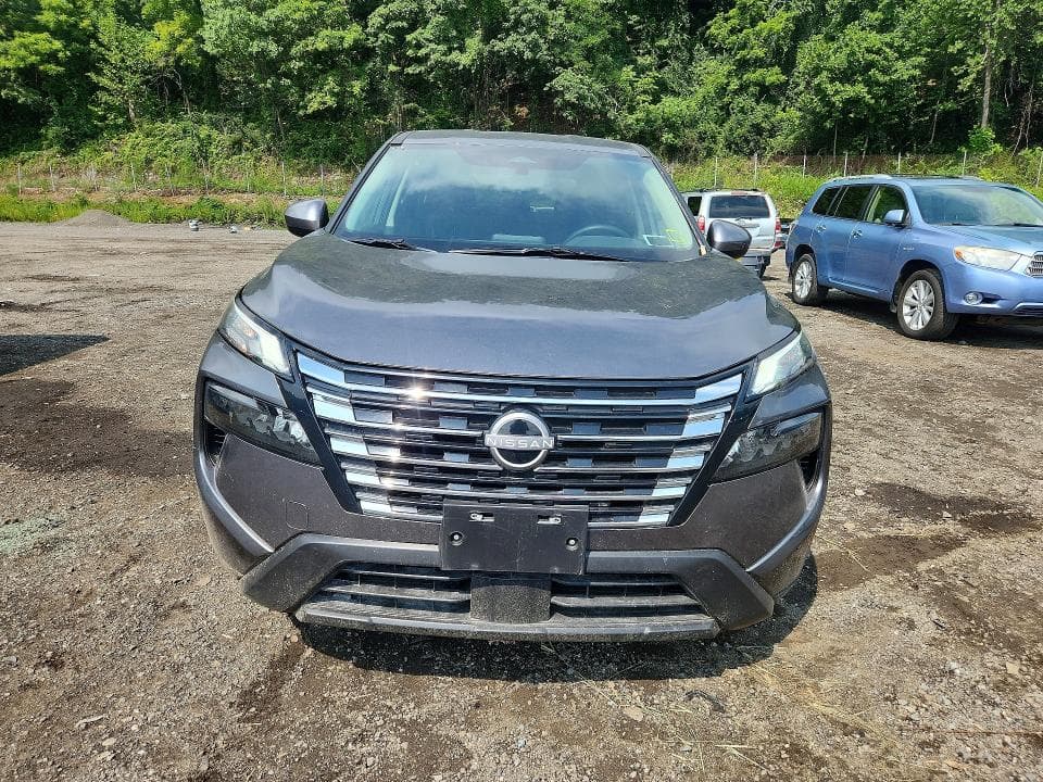 2026 NISSAN ROGUE SV 5