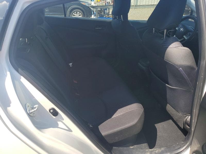 2017 TOYOTA PRIUS TWO 10
