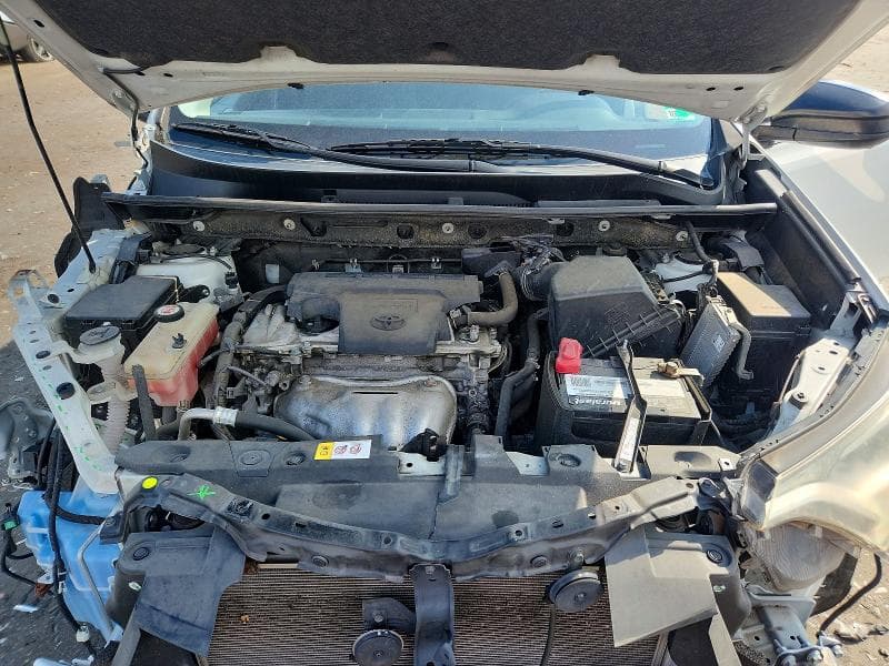 2018 TOYOTA RAV4 LE 12
