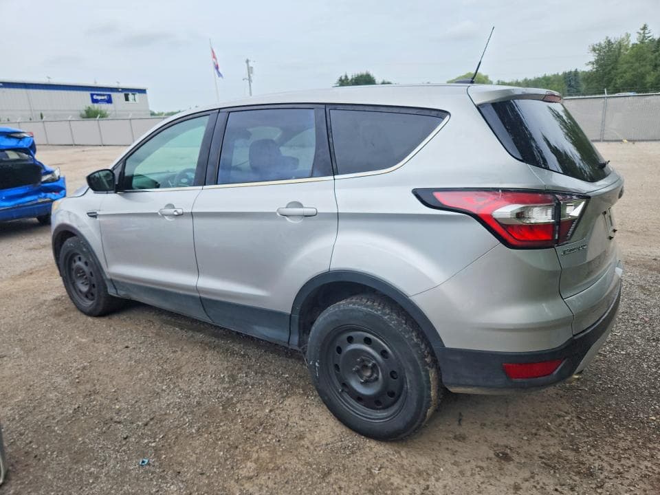 2017 FORD ESCAPE SE 2