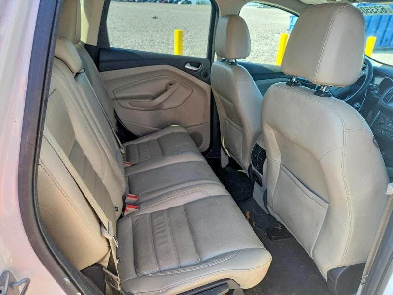 2017 FORD ESCAPE SE 11