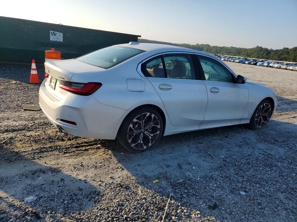 2025 BMW 330I 3