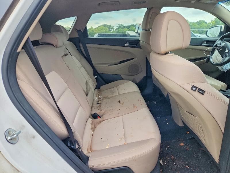 2018 HYUNDAI TUCSON VALUE 11