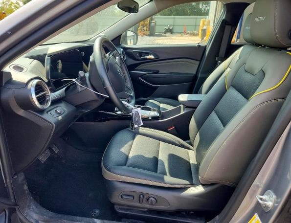2025 CHEVROLET TRAX ACTIV 7
