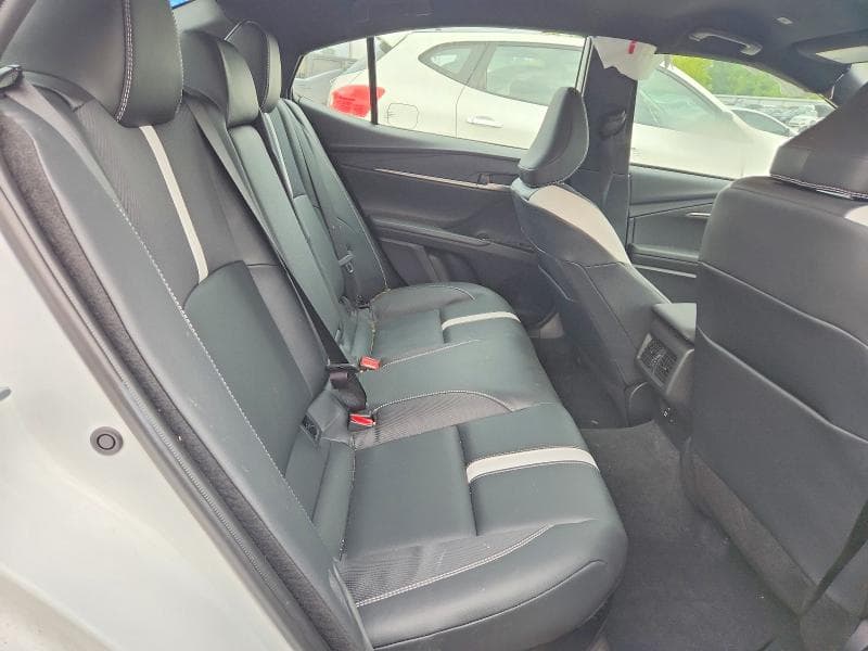 2025 TOYOTA CAMRY SE 10