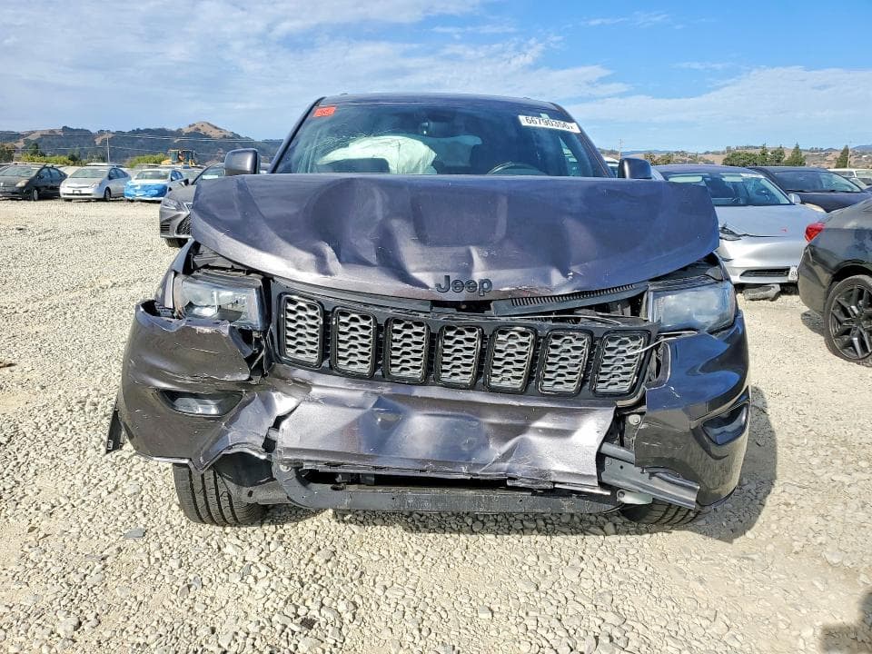 2017 JEEP GRAND CHEROKEE LAREDO 5