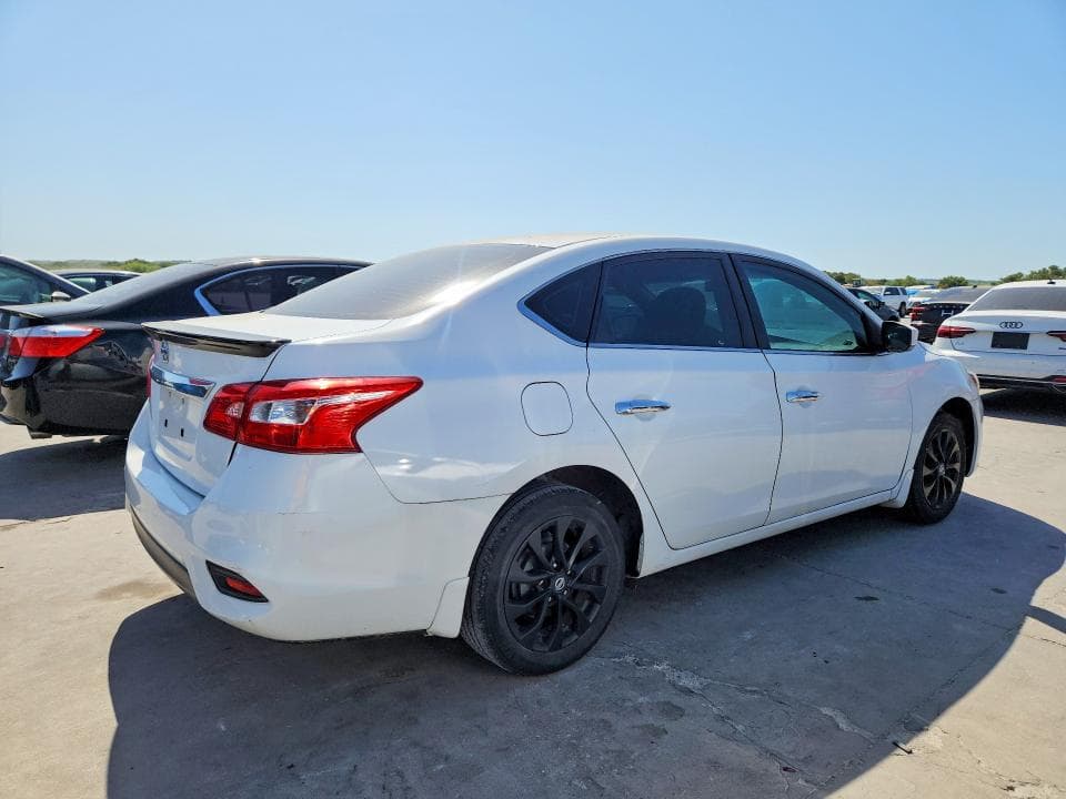 2018 NISSAN SENTRA S 3