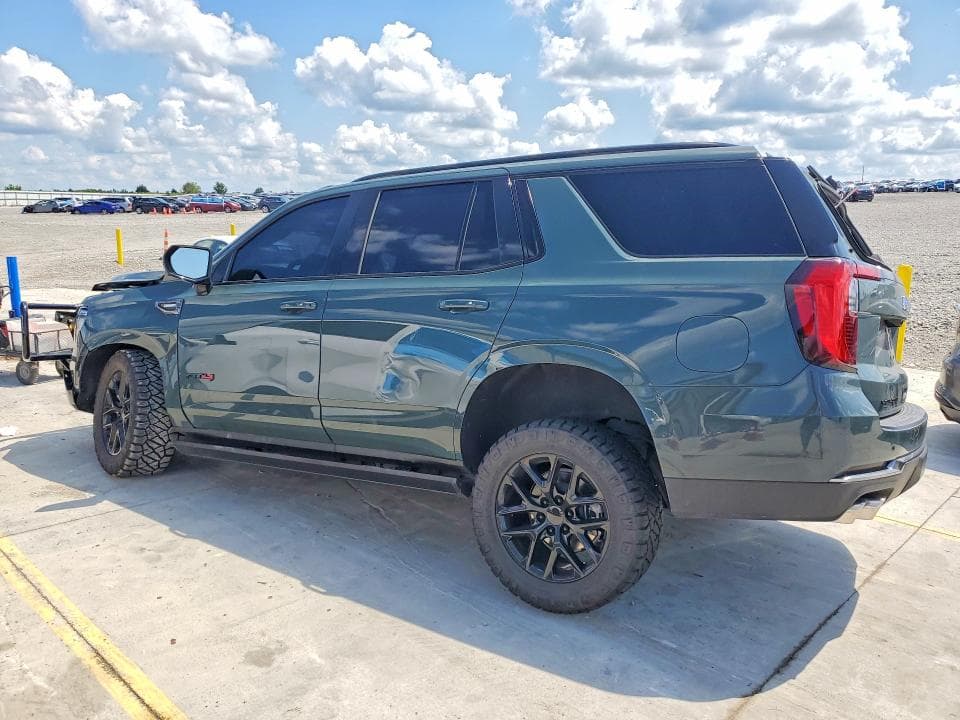 2025 GMC YUKON AT4 2