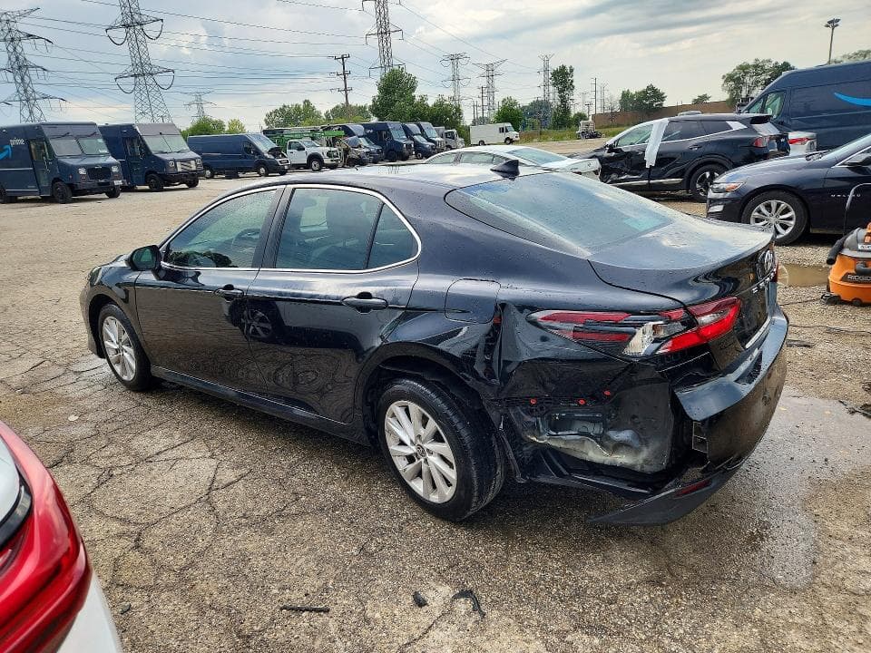 2023 TOYOTA CAMRY LE 2