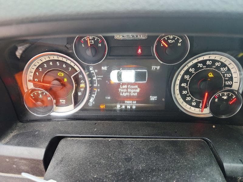 2019 RAM 1500 CLASSIC SLT 9