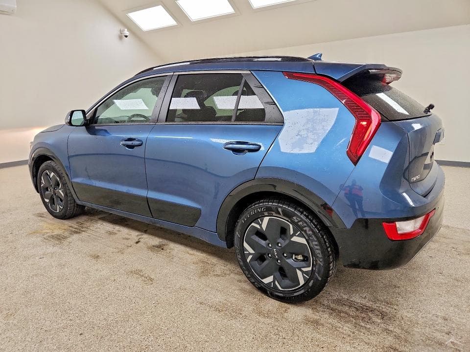2023 KIA NIRO WIND 2