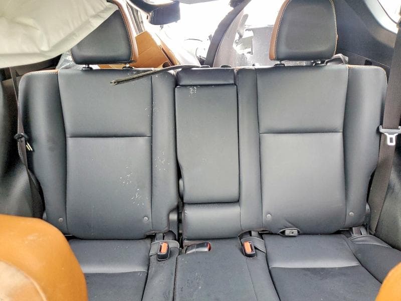 2017 TOYOTA RAV4 SE 10