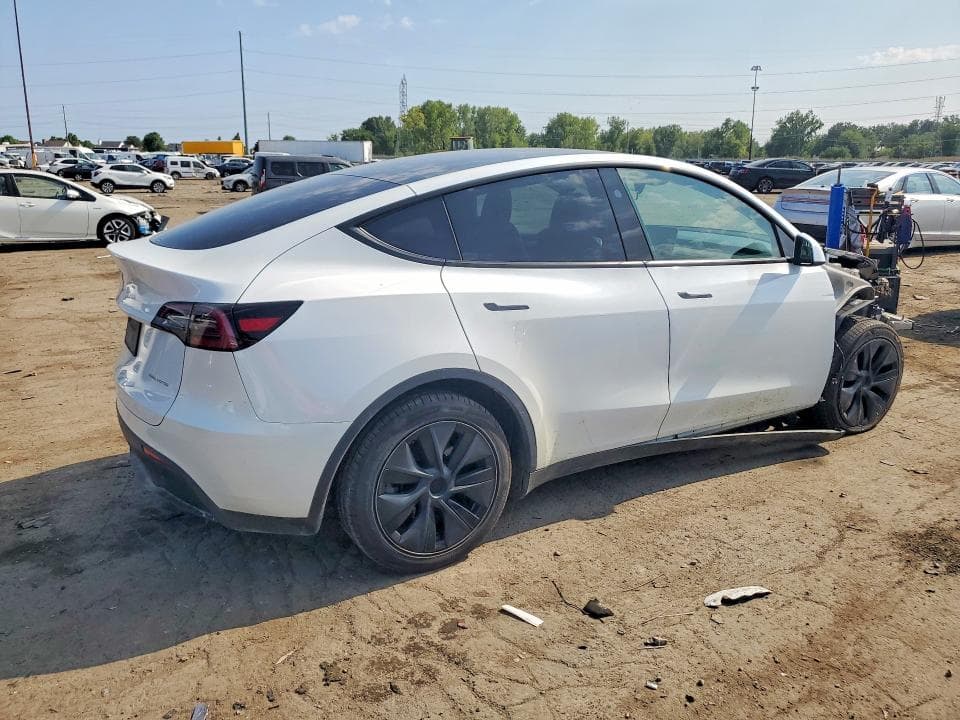 2024 TESLA MODEL Y 3