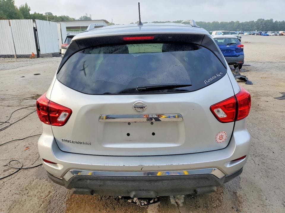 2017 NISSAN PATHFINDER S 6