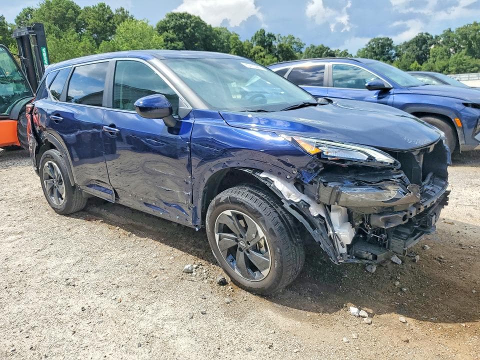 2025 NISSAN ROGUE SV 4