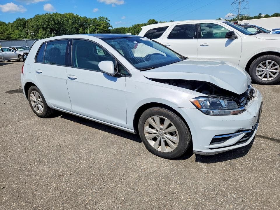 2021 VOLKSWAGEN GOLF 4