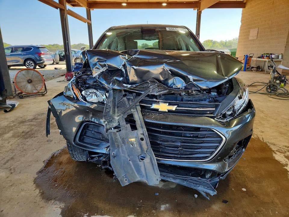 2020 CHEVROLET TRAX LS 5