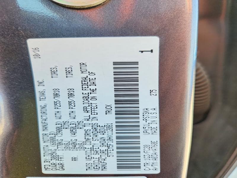 2017 TOYOTA TUNDRA CREWMAX SR5 12