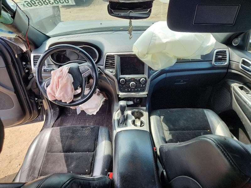 2018 JEEP GRAND CHEROKEE LAREDO 8