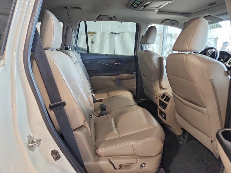 2017 HONDA PILOT TOURING 11