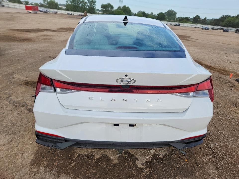 2021 HYUNDAI ELANTRA SE 6