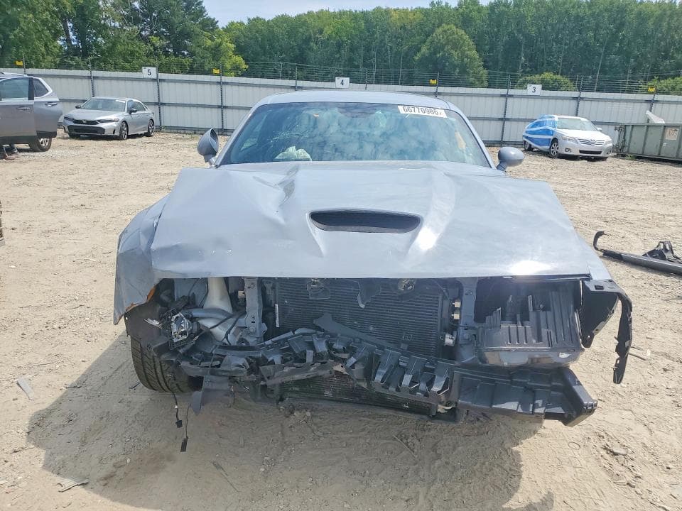 2022 DODGE CHALLENGER GT 5