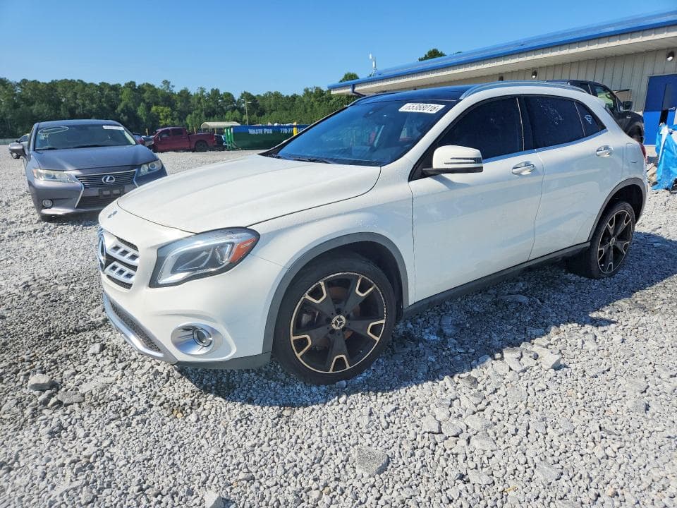 2019 MERCEDES-BENZ GLA 250 - 1