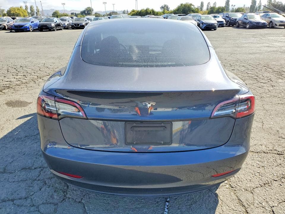 2023 TESLA MODEL 3 6