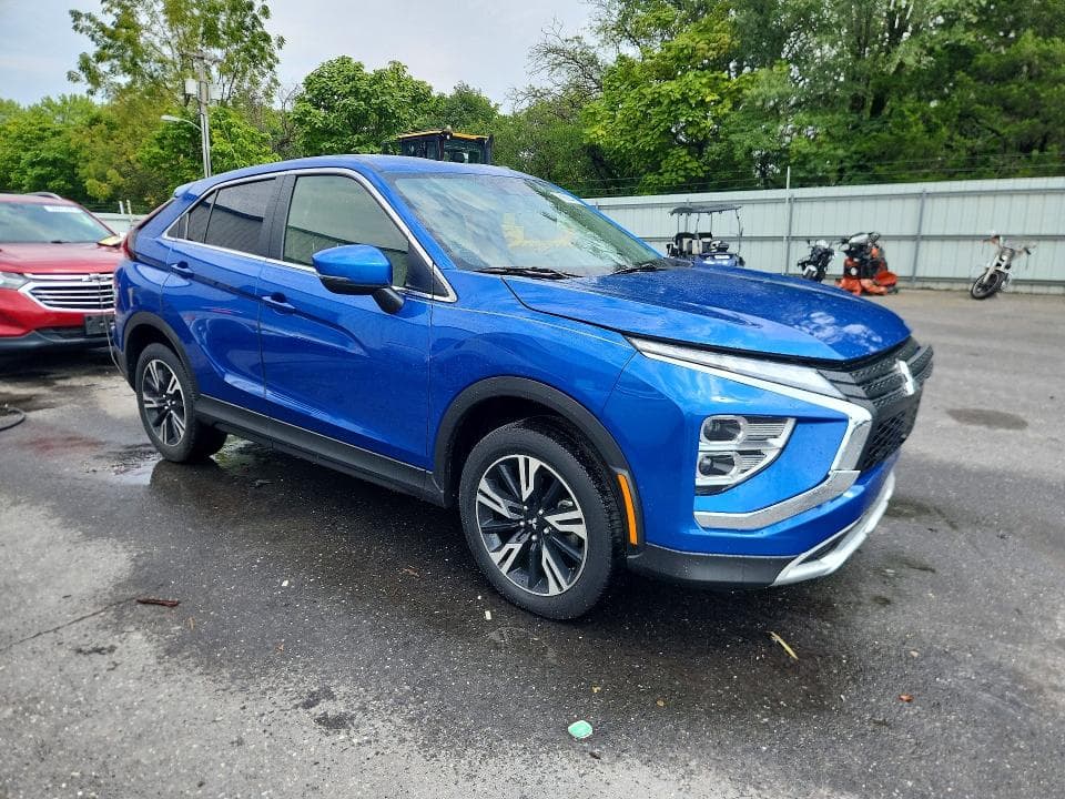 2024 MITSUBISHI ECLIPSE CROSS SE 4