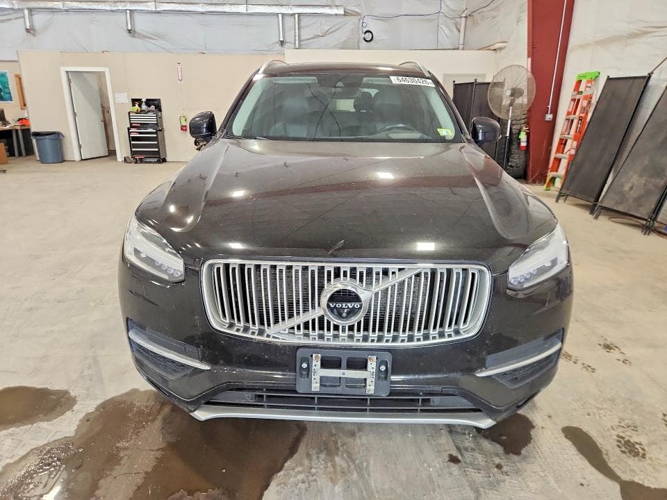 2017 VOLVO XC90 T6 5