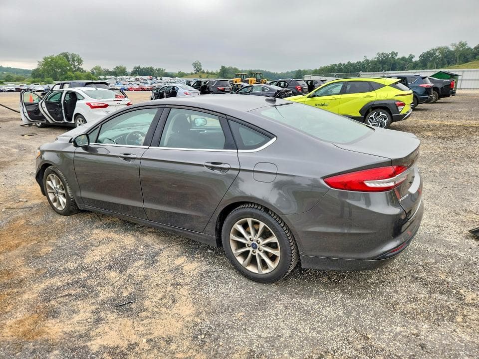 2017 FORD FUSION SE 2