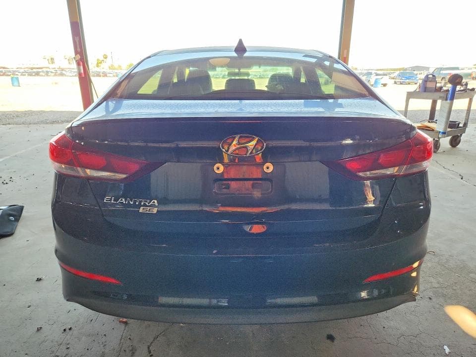 2017 HYUNDAI ELANTRA SE 6