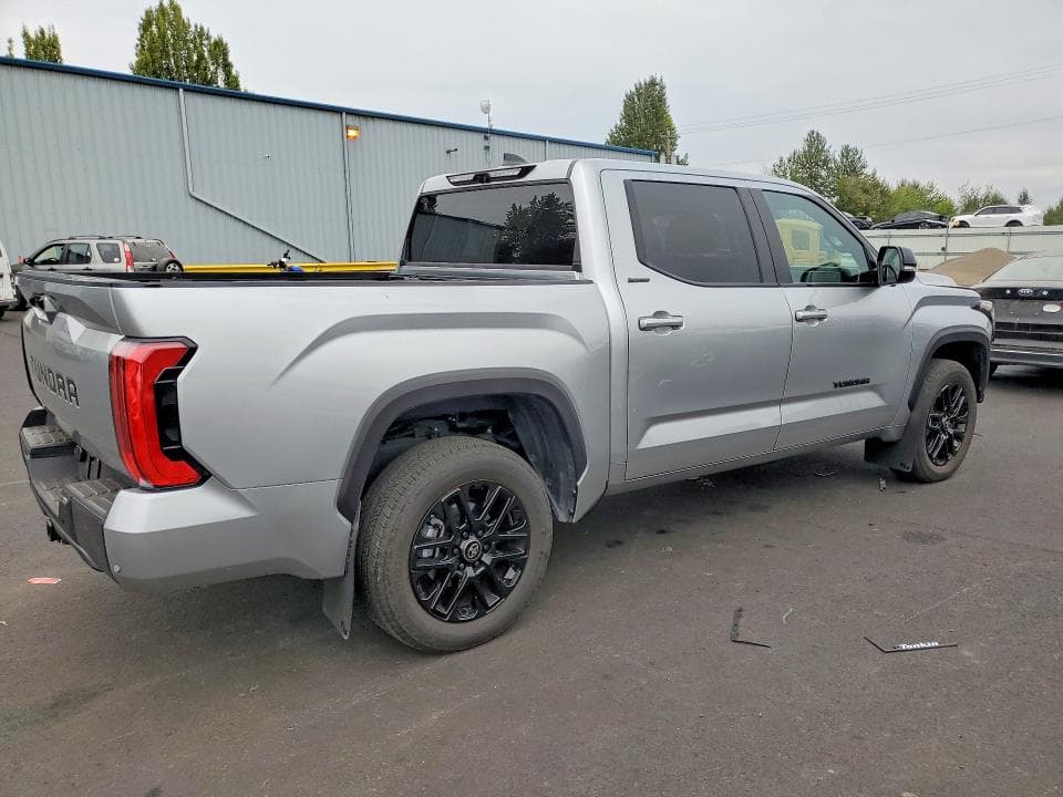 2025 TOYOTA TUNDRA LIMITED 3