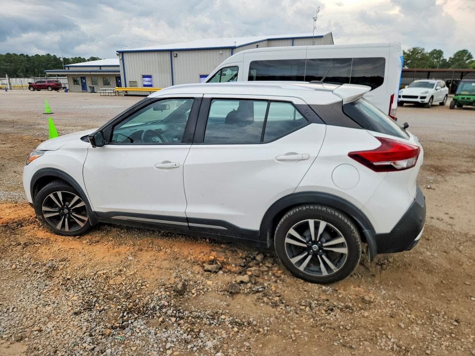 2020 NISSAN KICKS SR 2